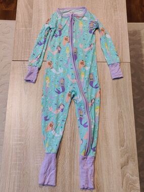 Little Sleepies Mermaid One-Piece Footie with Lavender Trim Size 18-24mo